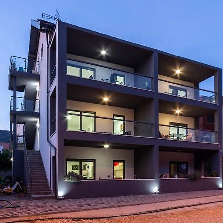 Apartmani U Kastelima Kaštela Eksteriør billede