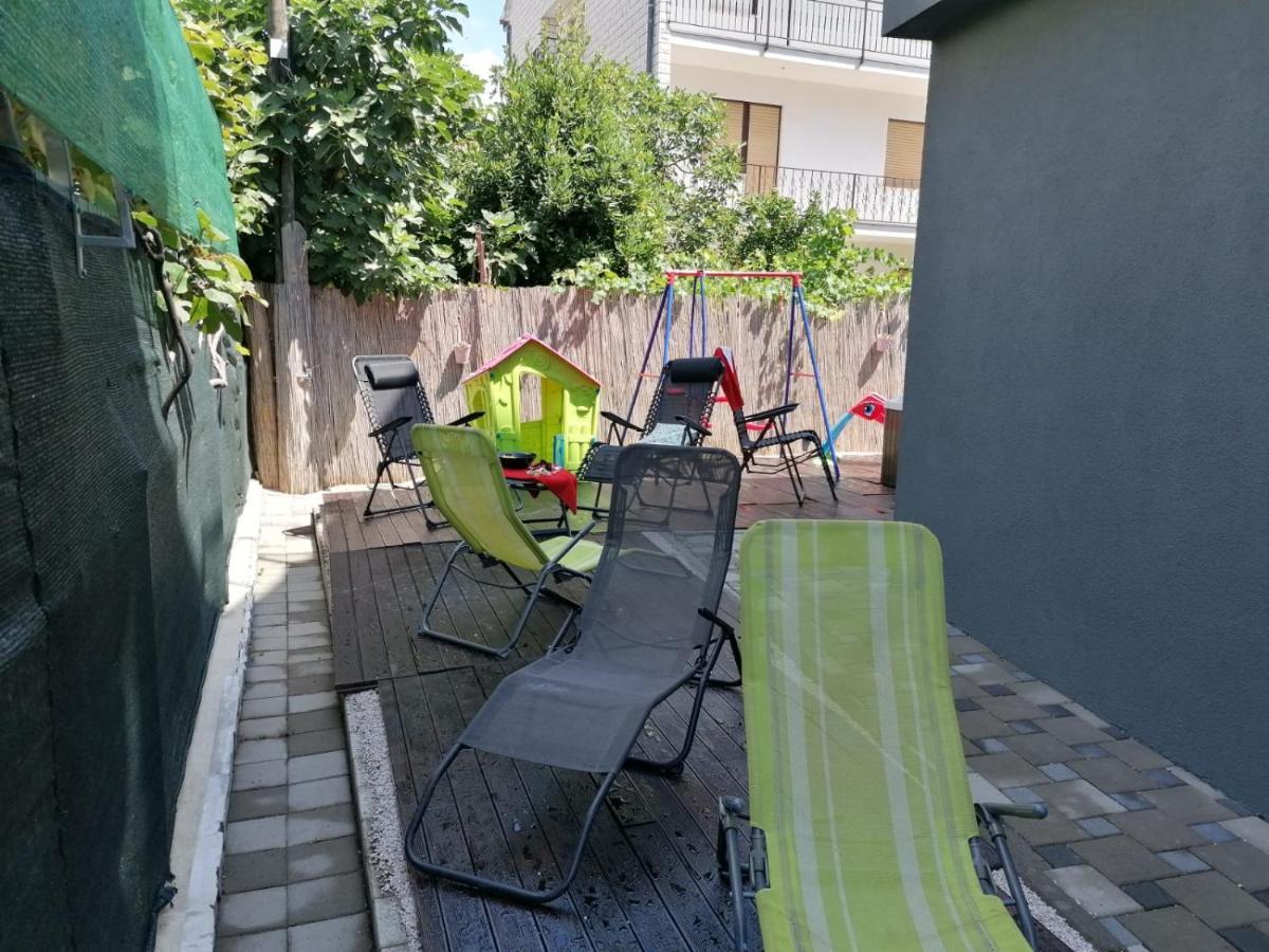 Apartmani U Kastelima Kaštela Eksteriør billede