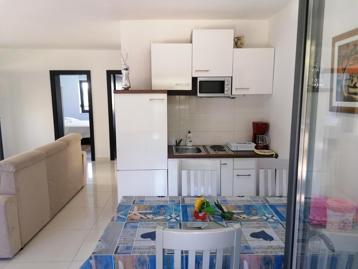 Apartmani U Kastelima Kaštela Eksteriør billede