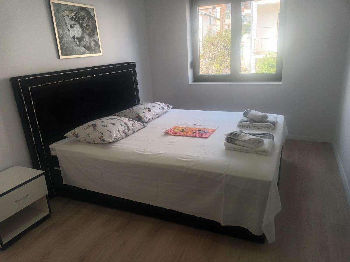 Apartmani U Kastelima Kaštela Eksteriør billede